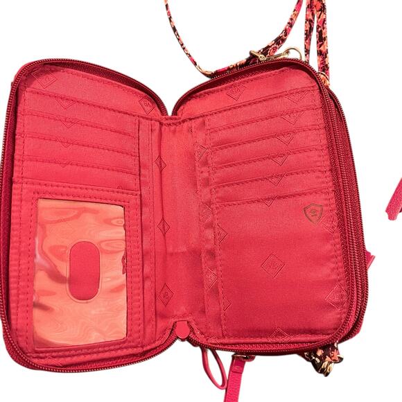 Vera Bradley Raspberry Medallion Iconic All In One Crossbody Wristlet - Picture 4 of 6